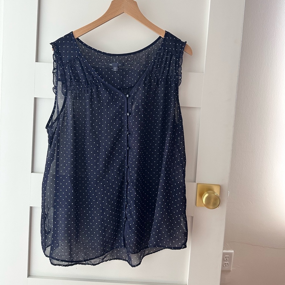 Gap navy blouse with polka dots